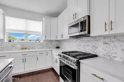 63 Bataan Avenue, Tinton Falls, NJ 07724 - Photo 22