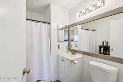 89 Lindsey Court #4021, Franklin Township, NJ 08823 - Photo 14