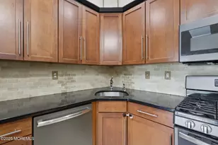 89 Lindsey Ct, Franklin Township, NJ 08823 - Photo 10