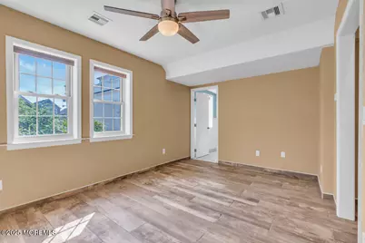 10 South Street, Sea Bright, NJ 07760 - Photo 18