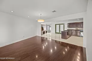 9E Cove Ln, North Bergen, NJ 07047 - Photo 10