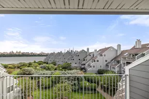 9E Cove Ln, North Bergen, NJ 07047 - Photo 20