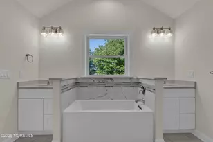 650 Washington Ave, Union Beach, NJ 07735 - Photo 20