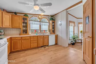 1100 Sycamore Ct, Whiting, NJ 08759 - Photo 8