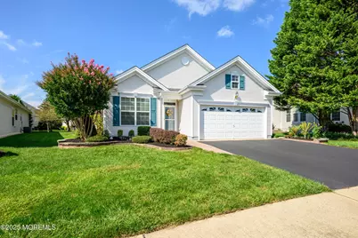 4 Gladston Court, Jackson, NJ 08527 - Photo 2