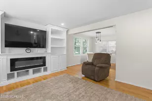 116 Moss Pl, Neptune Township, NJ 07753 - Photo 6