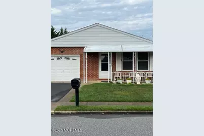 39 Innsbruck Drive, Toms River Township, NJ 08757 - Photo 4