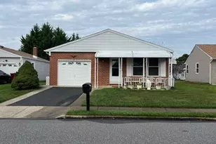 39 Innsbruck Dr, Toms River Township, NJ 08757 - Photo 1