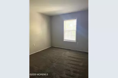 315 Wellington Place, Aberdeen Township, NJ 07747 - Photo 16