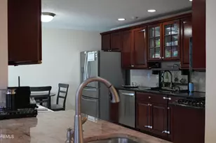 27 Hummingbird Ct, Marlboro Township, NJ 07746 - Photo 4