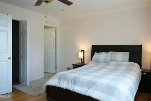 27 Hummingbird Ct, Marlboro Township, NJ 07746 - Photo 16