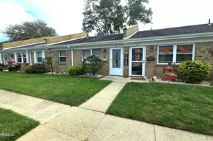 66 Breeze Ct, Brick, NJ 08724 - Photo 1