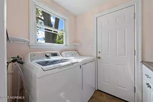 64 Woodcrest Dr, Freehold, NJ 07728 - Photo 28