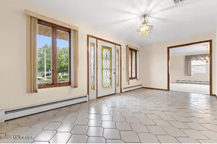 51 Trent Dr, Toms River Township, NJ 08757 - Photo 2