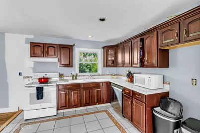 737 Paramount Way, Brick, NJ 08724 - Photo 6