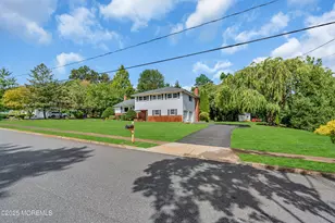 737 Paramount Way, Brick, NJ 08724 - Photo 2