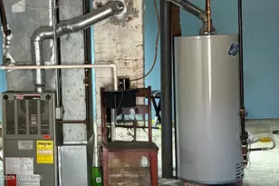 80 Jackson St, Freehold, NJ 07728 - Photo 18