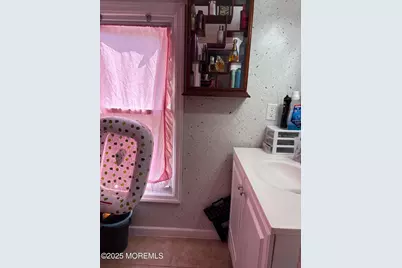 80 Jackson Street, Freehold, NJ 07728 - Photo 16