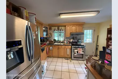 7 Charles Street, Howell Township, NJ 07731 - Photo 4