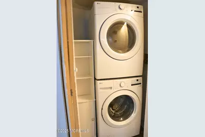 311 Tulip Lane, Freehold, NJ 07728 - Photo 14