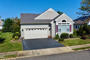 14 Gascony Cir, Manchester Township, NJ 08759 - Photo 2