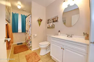 60 N Main Street N, Farmingdale, NJ 07727 - Photo 12