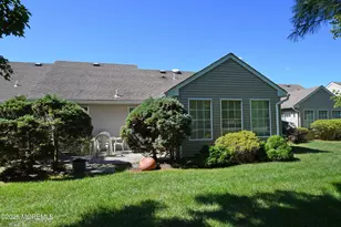 661 Azalea Plaza, Monroe Township, NJ 08831 - Photo 20