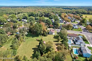 102 Colts Neck Rd, Farmingdale, NJ 07727 - Photo 34