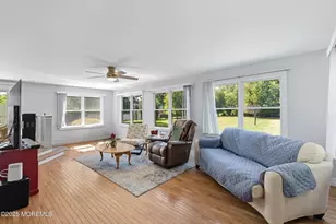 102 Colts Neck Rd, Farmingdale, NJ 07727 - Photo 8