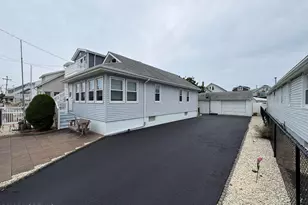 67 Farragut Ave, Seaside Park, NJ 08752 - Photo 4