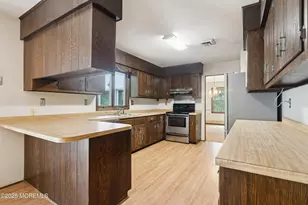 2430 Easy St, Allenwood, NJ 08720 - Photo 8