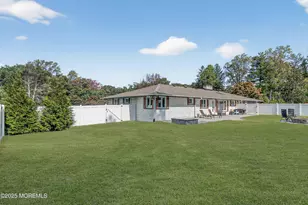 8 Lake Dr, Freehold, NJ 07728 - Photo 20