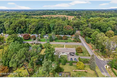 8 Lake Drive, Freehold, NJ 07728 - Photo 10