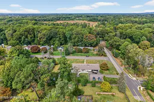 8 Lake Dr, Freehold, NJ 07728 - Photo 10