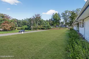 8 Lake Dr, Freehold, NJ 07728 - Photo 70