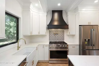 54 Steven Avenue, Tinton Falls, NJ 07724 - Photo 8