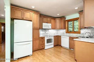 19 Oakwood Dr, New Egypt, NJ 08533 - Photo 12