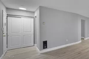 162 Cross Slope Ct, Manalapan Township, NJ 07726 - Photo 4