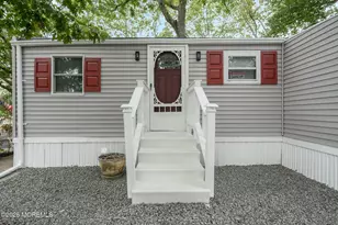 57 Roberts Rd, Toms River Township, NJ 08755 - Photo 2