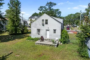 212 Seeley Ave, Keansburg, NJ 07734 - Photo 12