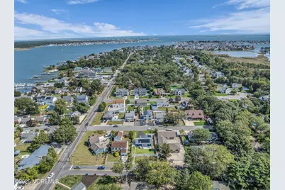162 Bay Terrace, Toms River Township, NJ 08753 - Photo 10