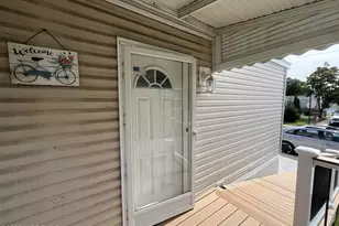 4 Mary Ann Ct, Hazlet Township, NJ 07734 - Photo 4