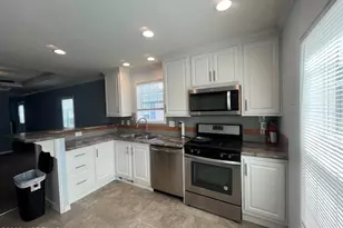 4 Mary Ann Ct, Hazlet Township, NJ 07734 - Photo 8