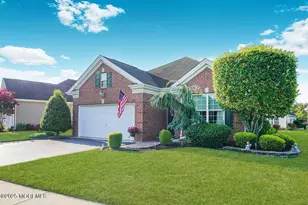 43 Stamford Dr, Jackson, NJ 08527 - Photo 2