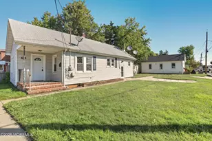 412 Union Ave, Union Beach, NJ 07735 - Photo 2