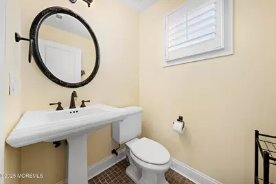 109 E Texas Avenue, Long Beach Township, NJ 08008 - Photo 34