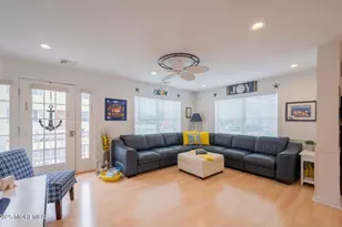 136 Joseph St, Lavallette, NJ 08735 - Photo 4