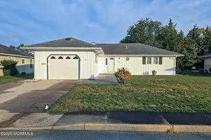 593 Jamaica Blvd, Toms River Township, NJ 08757 - Photo 2