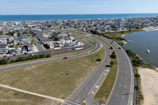 8 Bay Blvd, Seaside Heights, NJ 08751 - Photo 34