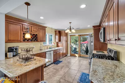 1319 Union Avenue, Union Beach, NJ 07735 - Photo 8